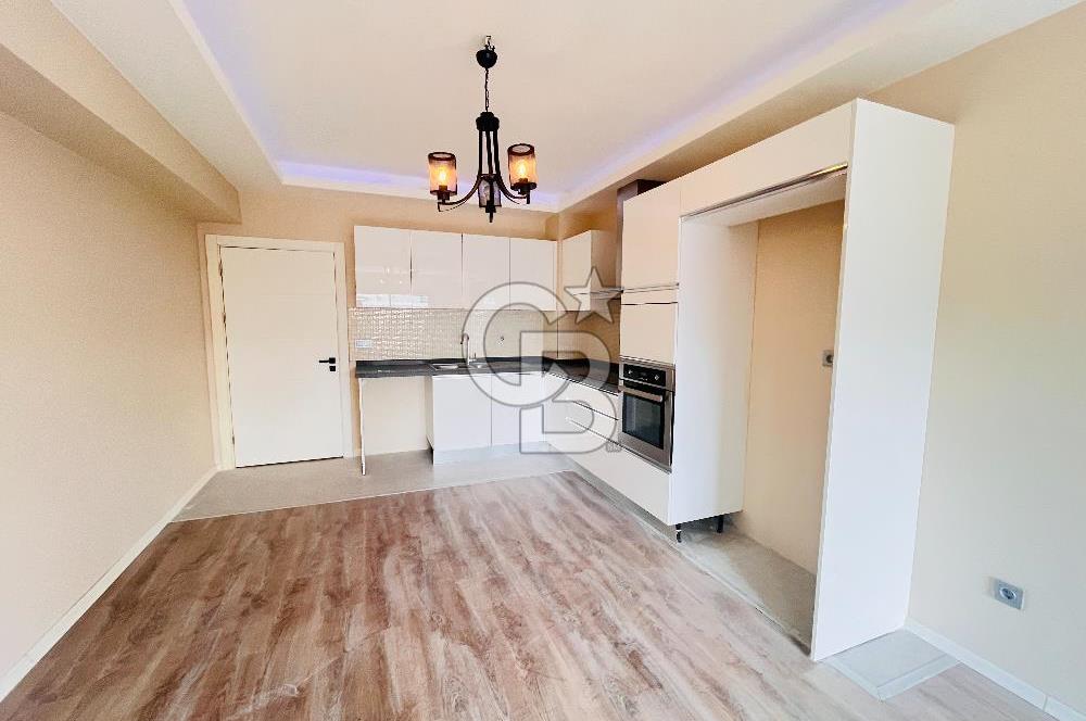Bornova Goldiva Kuzey Sitesinde Satılık Kiracısız 2+1 Boş Daire