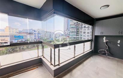 Bornova Goldiva Kuzey Sitesinde Satılık Kiracısız 2+1 Boş Daire