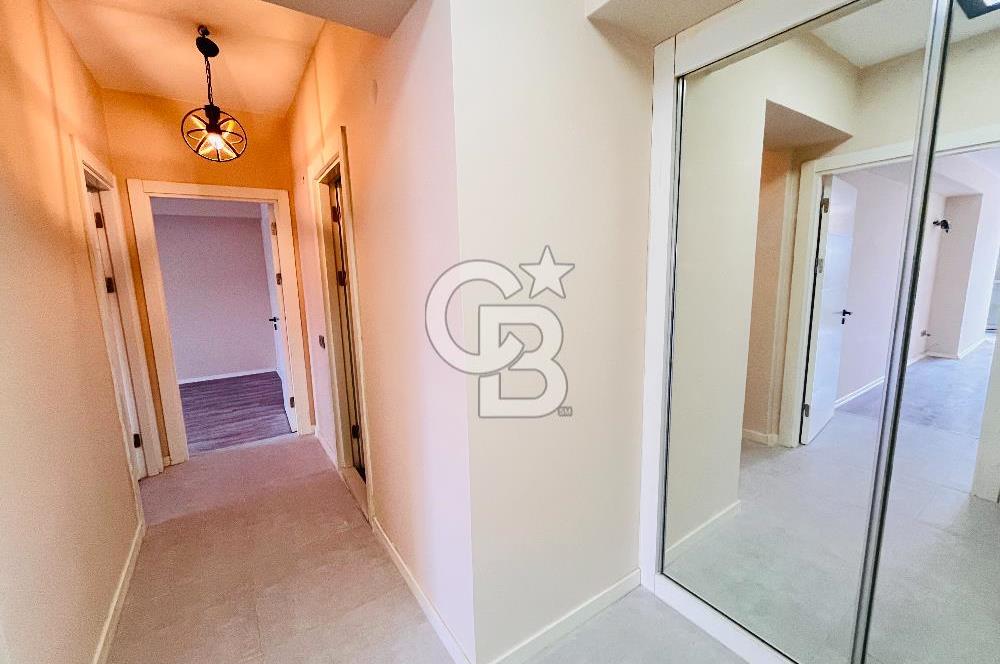 Bornova Goldiva Kuzey Sitesinde Satılık Kiracısız 2+1 Boş Daire