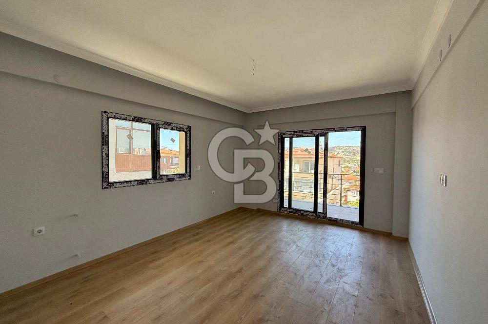 FOÇA BAĞARASI 3+1 DUBLEKS BAHÇELİ SATILIK DAİRE