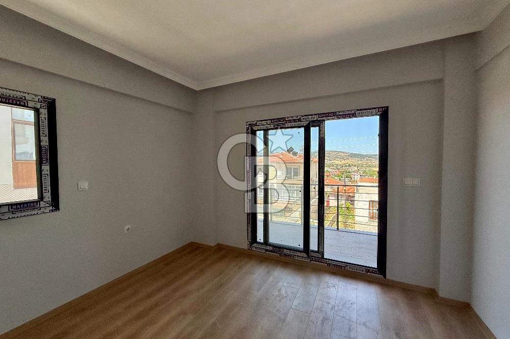 FOÇA BAĞARASI 3+1 DUBLEKS BAHÇELİ SATILIK DAİRE