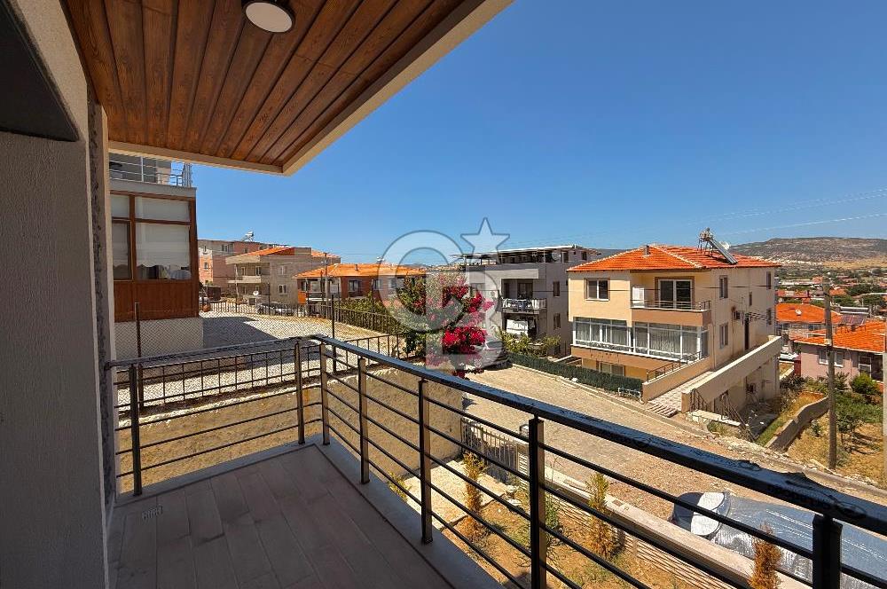 FOÇA BAĞARASI 3+1 DUBLEKS BAHÇELİ SATILIK DAİRE