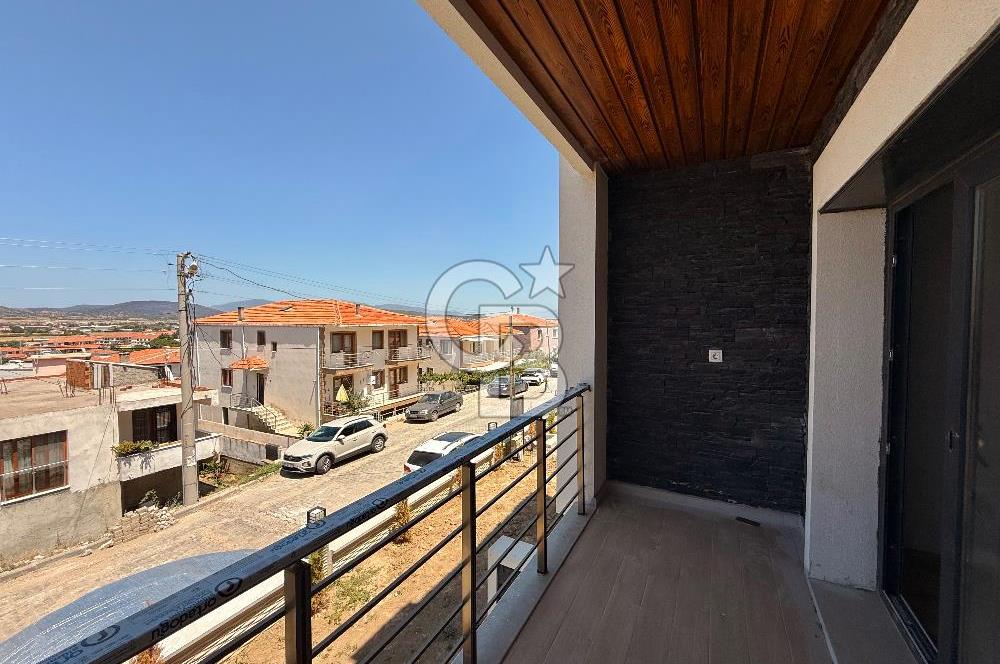 FOÇA BAĞARASI 3+1 DUBLEKS BAHÇELİ SATILIK DAİRE