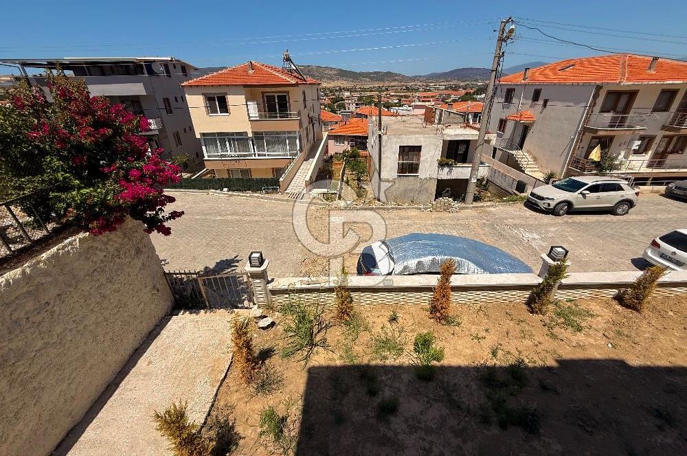 FOÇA BAĞARASI 3+1 DUBLEKS BAHÇELİ SATILIK DAİRE