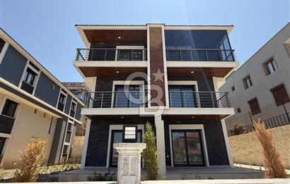 FOÇA BAĞARASI 3+1 DUBLEKS BAHÇELİ SATILIK DAİRE