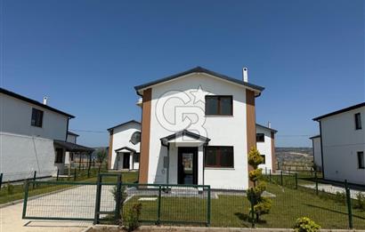 LAPSEKİ UMURBEY DENİZE SIFIR MÜSTAKİL BAHÇELİ 3+1