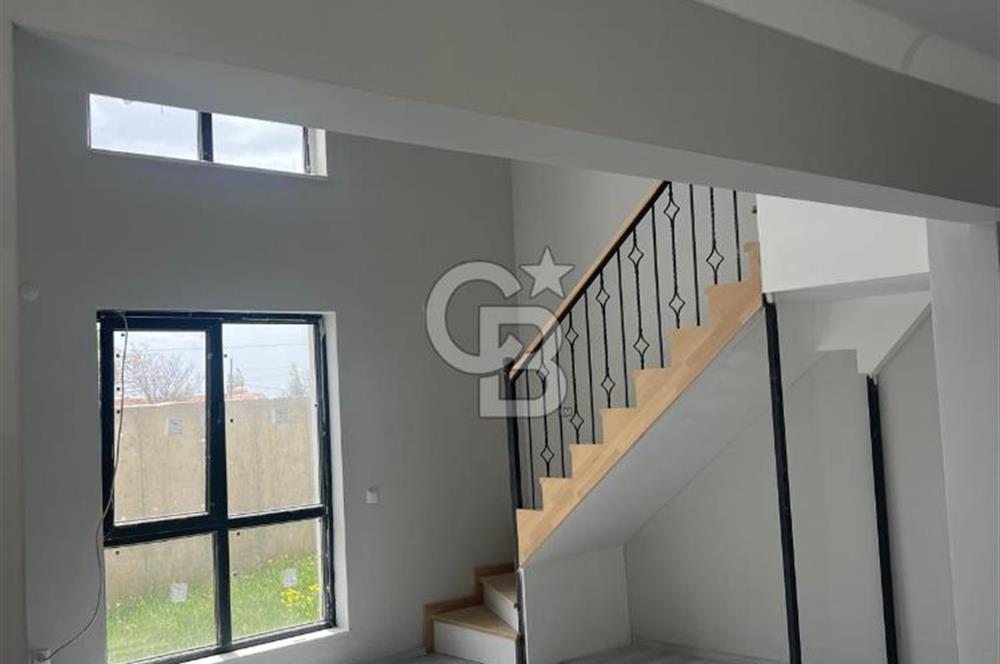 TAŞPINAR MERKEZDE SATILIK LOFT DAİRE
