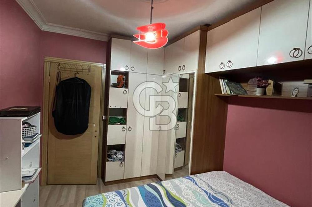 Zafertepe'de İzmirpark'a Yürüme Mesafesinde 3+1 Satılık Daire