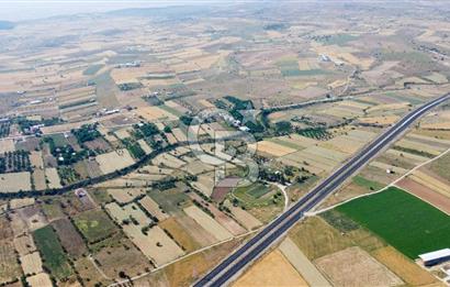 Korkueli Bozovada Resmi Yola Cephe 7.151 m² Satılık Bahçe Arazi