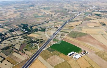 Korkueli Bozovada Resmi Yola Cephe 7.151 m² Satılık Bahçe Arazi