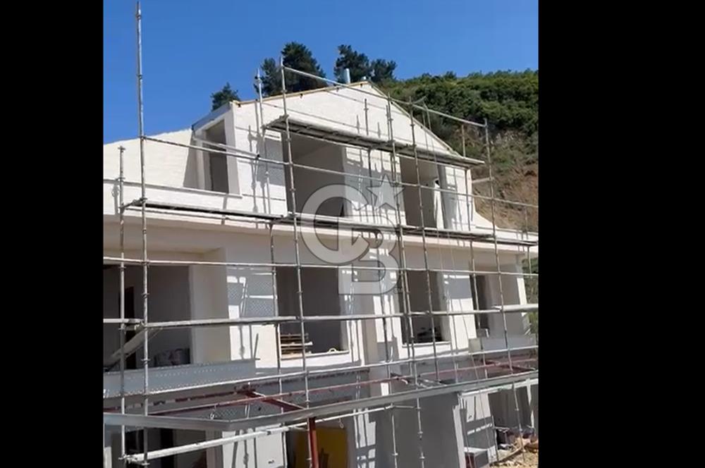 CB AMBIANCE'DAN KURŞUNLU'DA MANZARASIYLA BÜYÜLEYEN İKİZ VİLLALAR