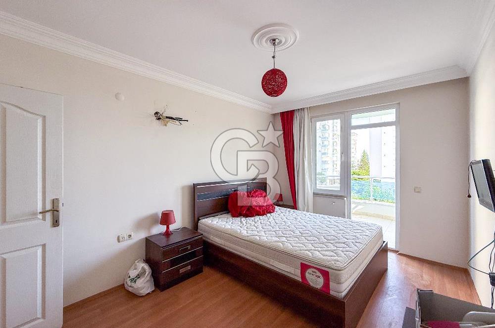 Alanya Cikcilli'de Ara Kat Ayrı Mutfaklı 3+1 Satılık Daire