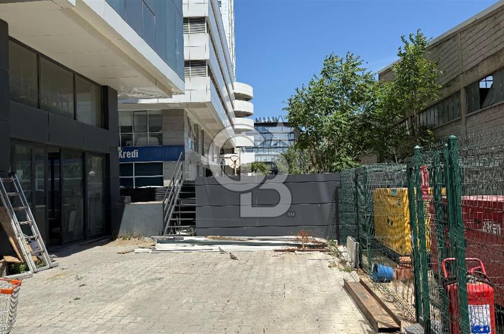 Bayraklı Marla Plaza Adliye Yanı Emsalsiz 680 m2 Devren Kiralık