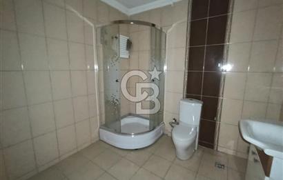 CİNNAH CADDESİ ÜZERİNDE DAİRE