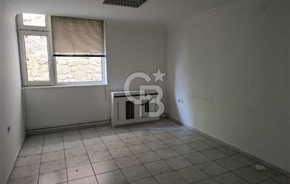 CİNNAH CADDESİ ÜZERİNDE DAİRE