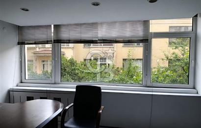 CİNNAH CADDESİ ÜZERİNDE DAİRE