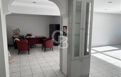CİNNAH CADDESİ ÜZERİNDE DAİRE
