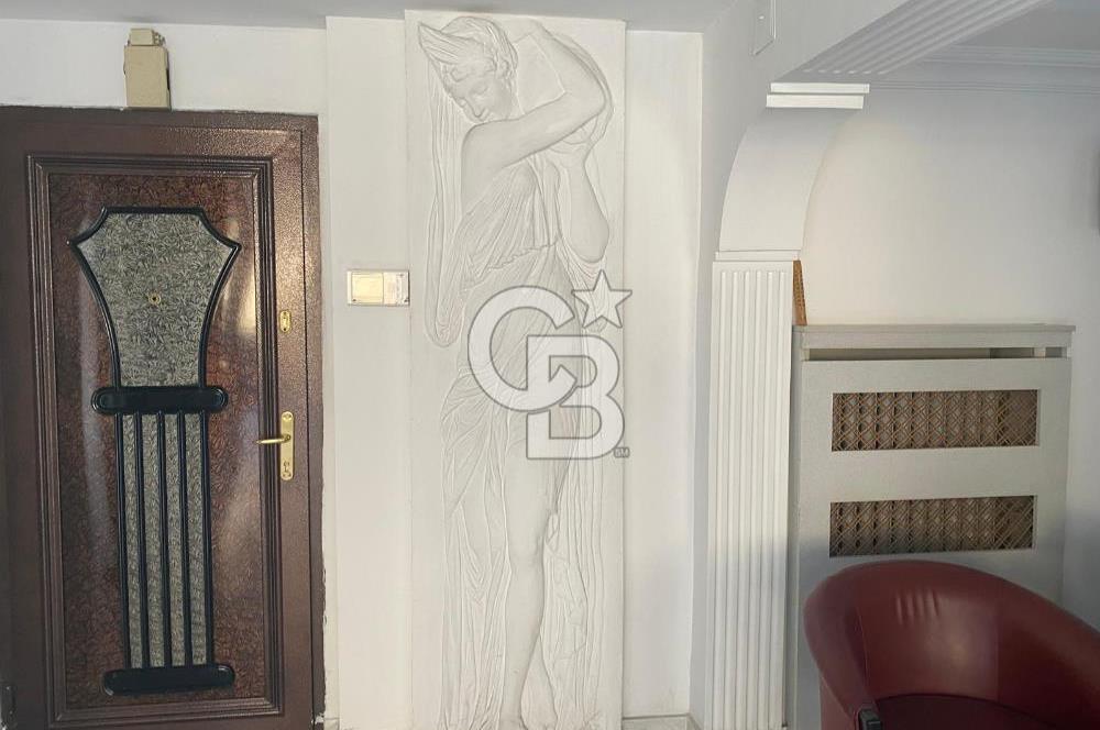 CİNNAH CADDESİ ÜZERİNDE DAİRE