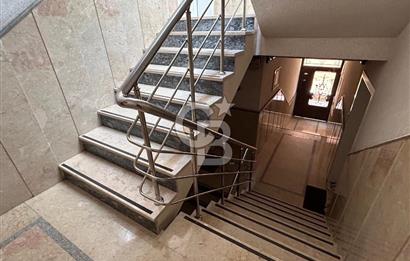 YENİHALLE GAZİ MAHALLESİ'DE KATTA YAPILI SATILIK 2+1 DAİRE