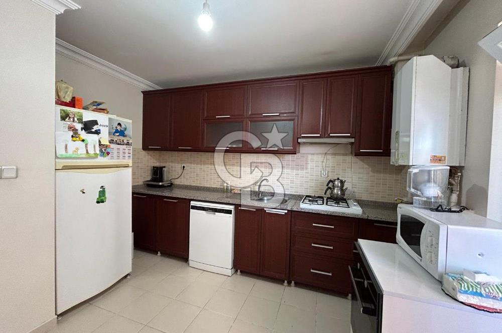 YENİHALLE GAZİ MAHALLESİ'DE KATTA YAPILI SATILIK 2+1 DAİRE