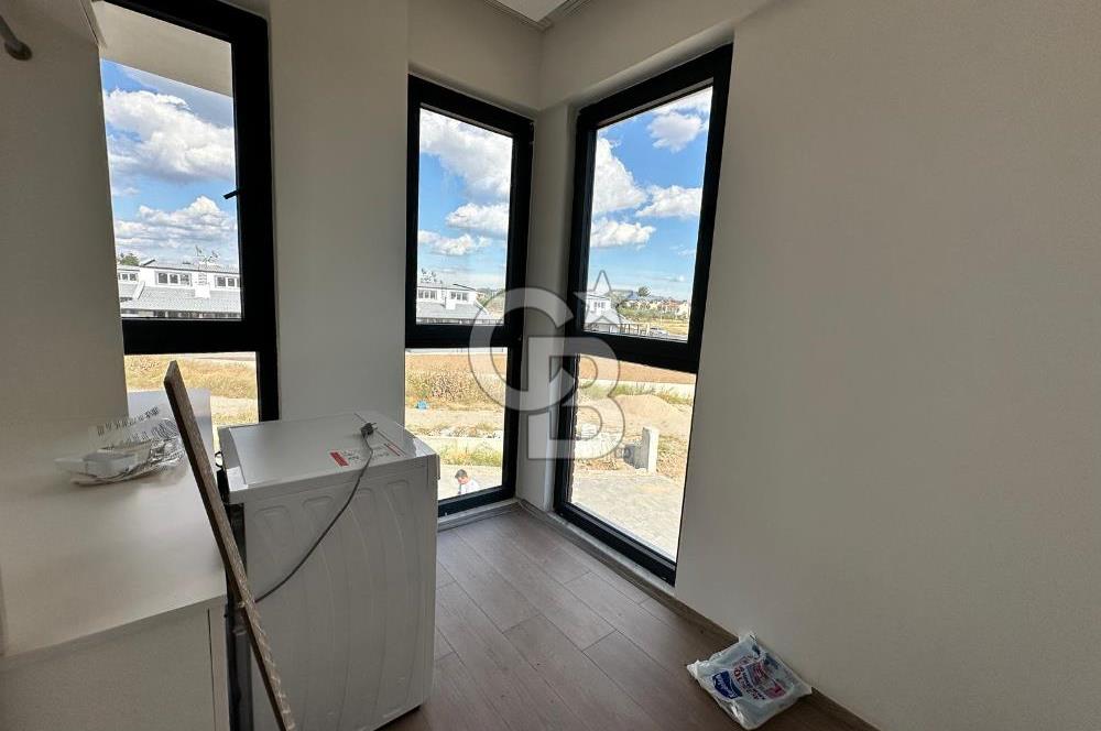 ÇANAKKALE GEYİKLİ'DE SEA COUNTRY SİTESİ SATILIK 3+1 VİLLA