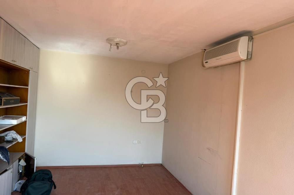 BAŞAK İŞ HANINDA FİYATI ÇOK UYGUN KİRALIK OFİS!