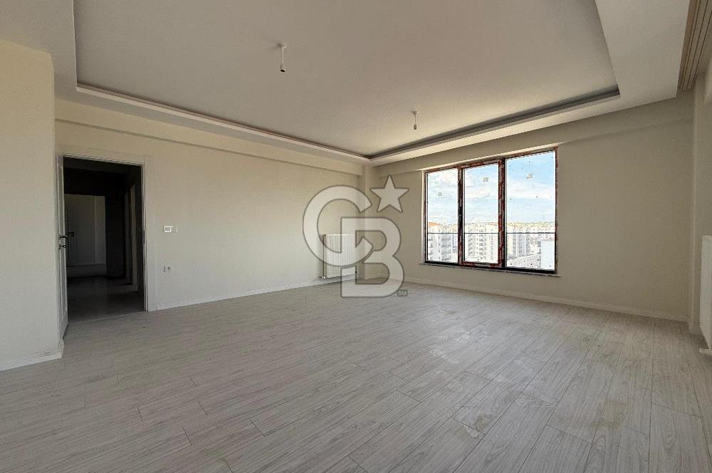 Çanakkale Merkez Esenler'de Site İçinde Satılık 3+1 Daire !