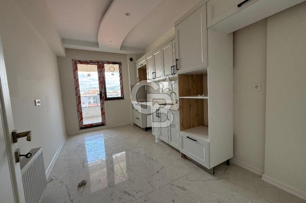 Çanakkale Merkez Esenler'de Site İçinde Satılık 3+1 Daire !