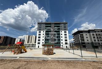 Çanakkale Merkez Esenler'de Site İçinde Satılık 3+1 Daire !