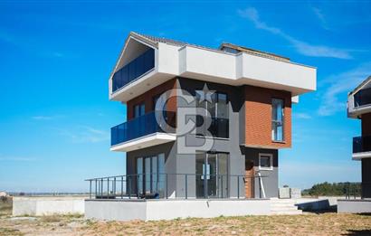 ÇANAKKALE EZİNE GEYİKLİ’DE SEA COUNTRY SİTESİ SATILIK 3+1 VİLLA