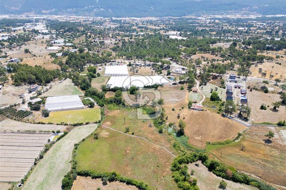 CB ARDENDEN KAŞ UĞRAR KÖYÜNDE 7146 M2 SATILIK TARLA
