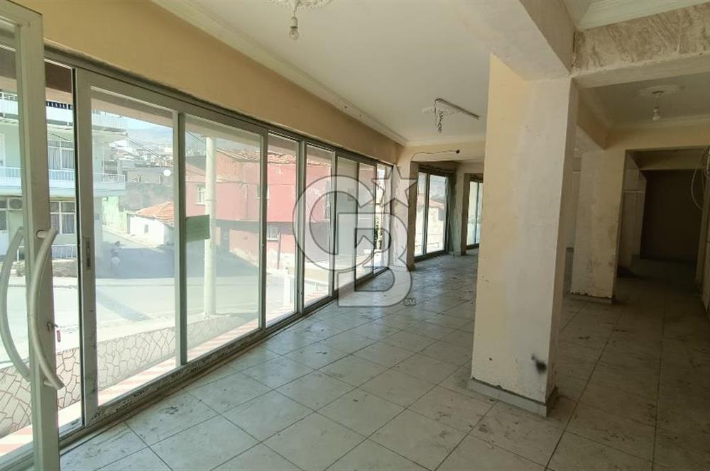 Bayraklı Muhittin Erenler Kiralık Dükkan 