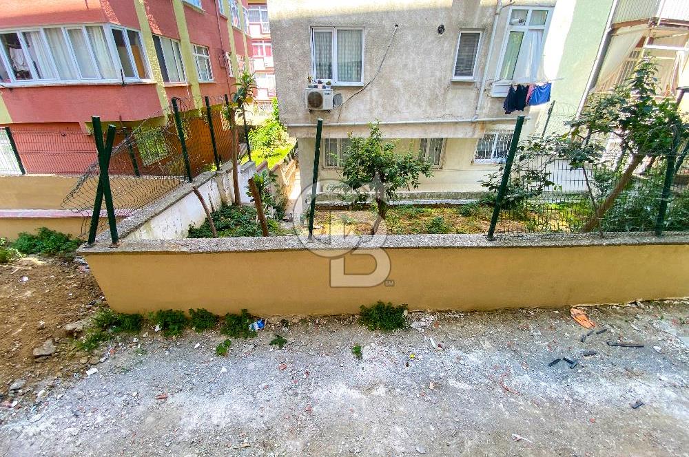 ZEYNEP KAMİL , ÇOK GENİŞ , SIFIR BİNA, 1+1 , 65 m2