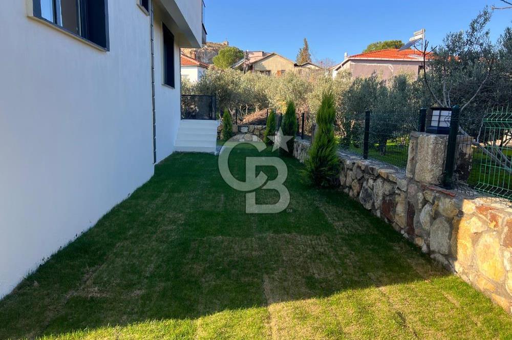 Foça Yenibağarası'nda Kiralık 2+1 Daire
