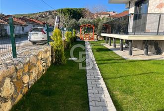Foça Yenibağarası'nda Kiralık 2+1 Daire
