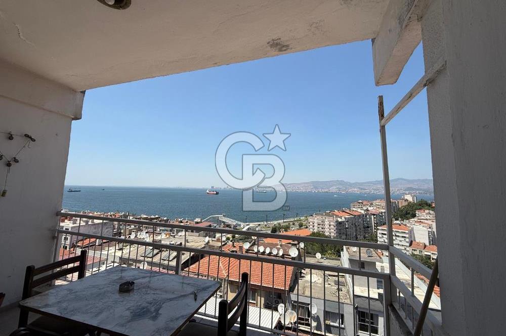 İZMİR KONAK TARİHİ ASANSÖR SOKAĞINDA DENİZ MANZARALI SATLIK DAİRE