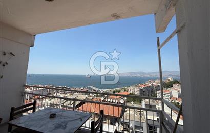 İZMİR KONAK TARİHİ ASANSÖR SOKAĞINDA DENİZ MANZARALI SATLIK DAİRE