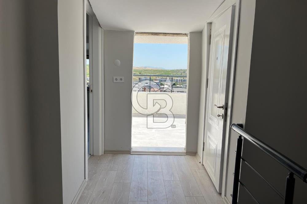 ÇİFTLİKKÖY SULTANİYE MH.KÖŞE ÇİFT ÇEPHELİ DUBLEKS!.. SATILIK DAİRE 4+1