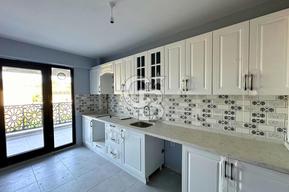 Çanakkale Lapseki'de Yeni Kordona Yakın Balkonlu Sıfır 2+1 Daire
