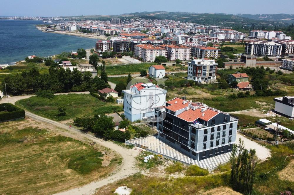 Çanakkale Lapseki'de Yeni Kordona Yakın Balkonlu Sıfır 2+1 Daire