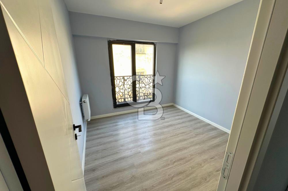 Çanakkale Lapseki'de Yeni Kordona Yakın Balkonlu Sıfır 2+1 Daire