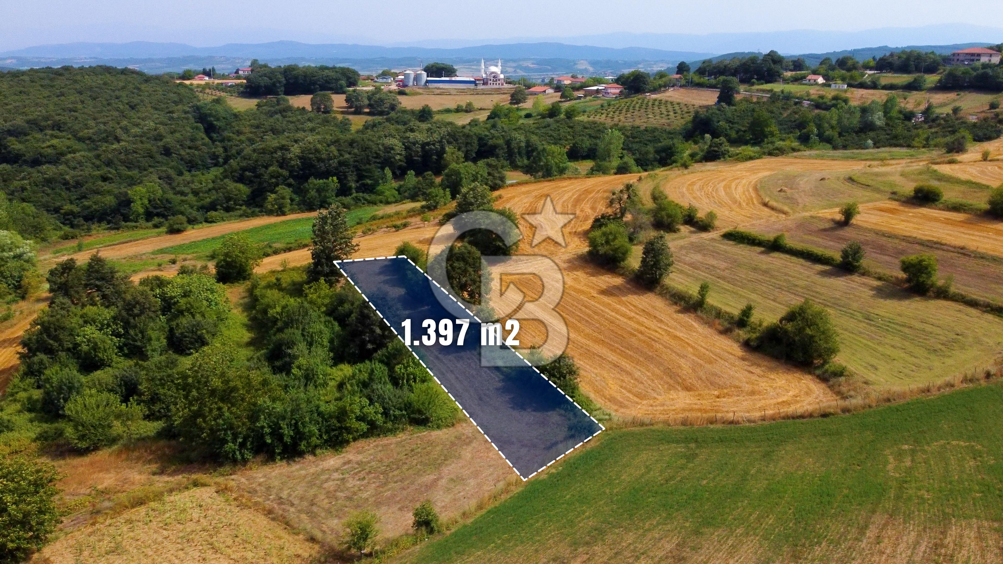 CB AKADEMİ SATILIK AMBARCI KÖY İÇİ KONUT İMARLI 1397m2 ARSA