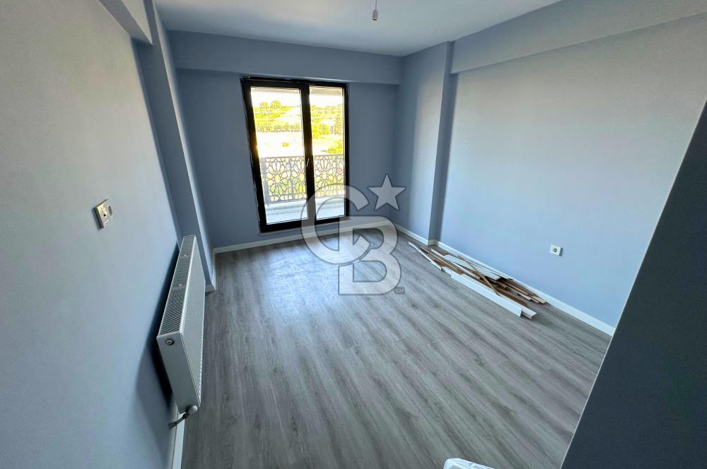 Çanakkale Lapseki'de Yeni Kordona Yakın Balkonlu Sıfır 2+1 Daire