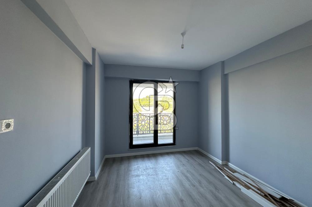 Çanakkale Lapseki'de Yeni Kordona Yakın Balkonlu Sıfır 2+1 Daire