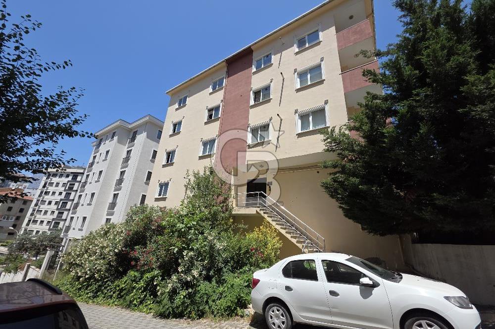 Ümraniye Elalmış Caddesi Üzerinde 3+1 Geniş Kiralık Daire
