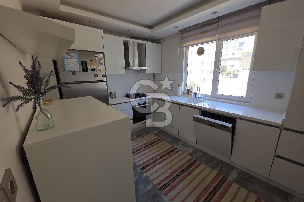 Ümraniye Elalmış Caddesi Üzerinde 3+1 Geniş Kiralık Daire