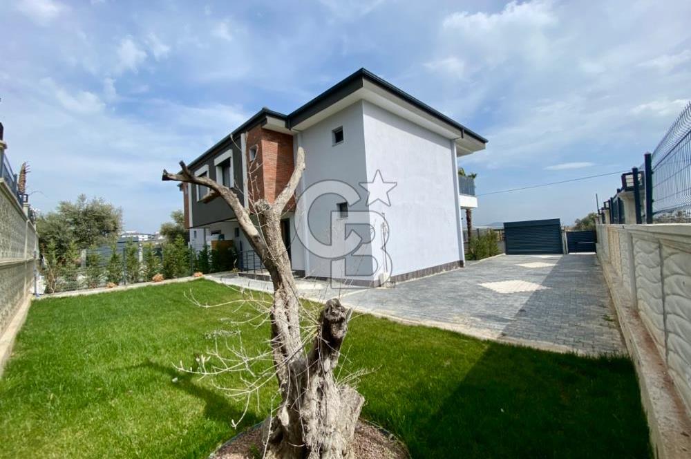 Ayrancılar Havuzlu Site İçerisinde Satılık Villa 