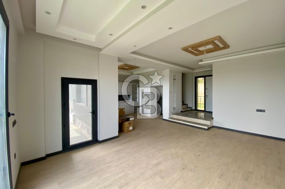 Ayrancılar Havuzlu Site İçerisinde Satılık Villa 