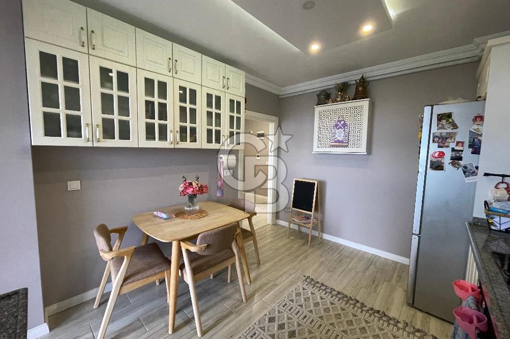 KAŞÜSTÜ GOLD EVLERİNDE ÖZEL YAPIM DENİZ MANZARALI SATILIK DAİRE