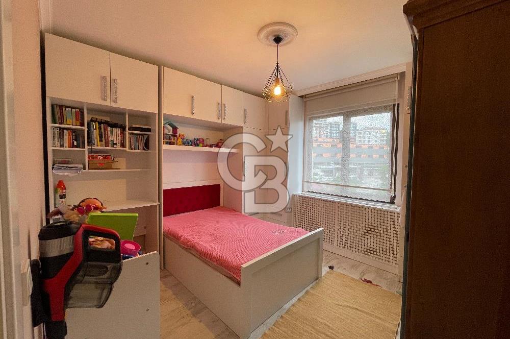 KAŞÜSTÜ GOLD EVLERİNDE ÖZEL YAPIM DENİZ MANZARALI SATILIK DAİRE